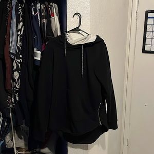 XL black hooded sweatshirt